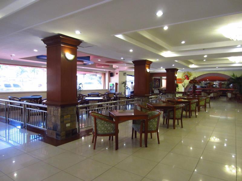 Grand Regal Hotel باكولود المظهر الخارجي الصورة